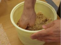 オイシックス・ラ・大地　手作り味噌のキット発売