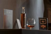 クリアの「SAKE100」　24年熟成の日本酒を販売、沢の鶴とコラボ、倒壊酒蔵の酒母を活用